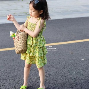 小清新绿色女童i碎花抹胸吊带连衣裙露肩雪纺小童吊带裙2023年春