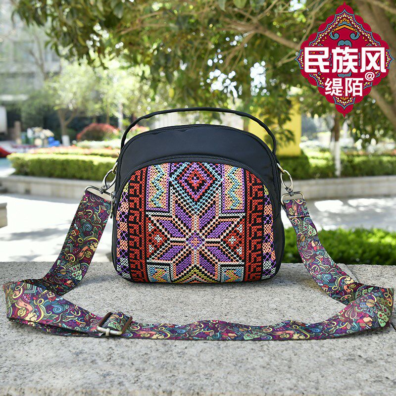 新款民族风潮单肩小包包女士斜挎包宽肩带女包时尚百搭多层休闲包