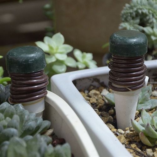 滴水器渗水器家用自动浇花器可调节流速滴灌懒人浇地浇水神器