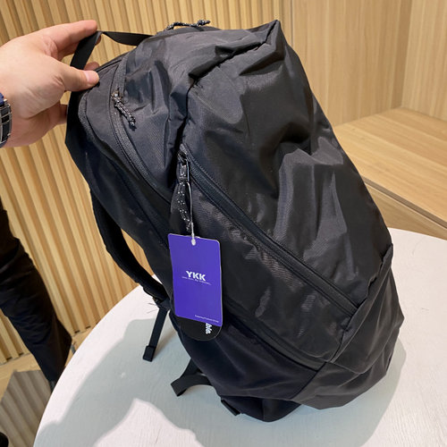 仅24个!线下1200!新品男女防水尼龙多功能户外运动双肩包揹包潮