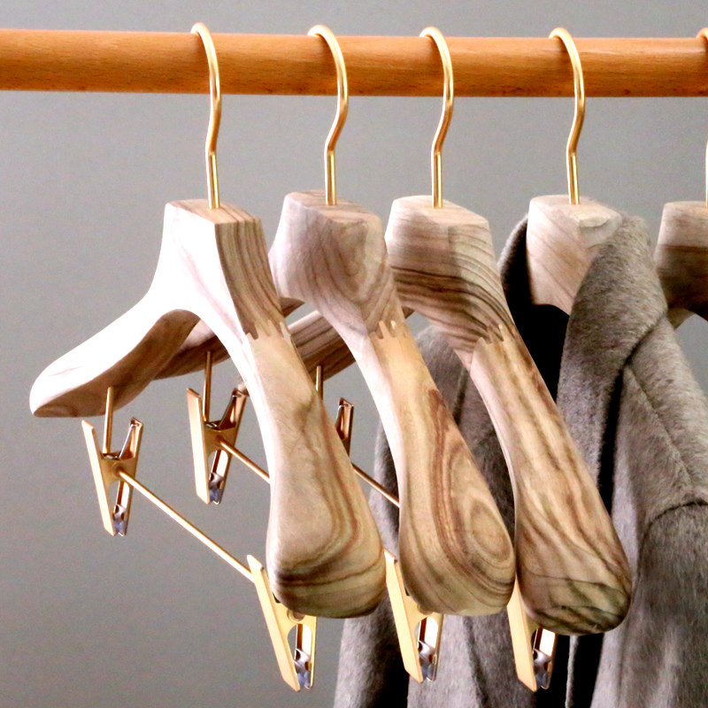 衣帽间大衣衣g架家用成人西装衣架宽肩轻奢高级无痕实木香樟木衣
