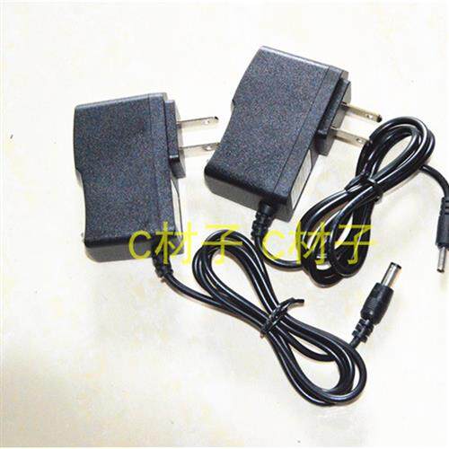 双豹LED数码探照灯8600-T6 9600 9690 9688 98 SB9695头灯充电器使用感如何?