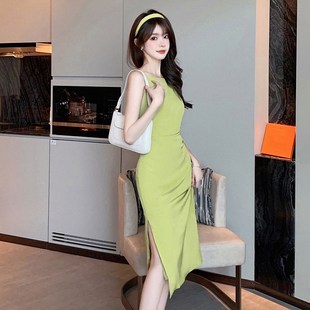 绝美绿色吊带连衣裙女薄荷绿小清新夏日多巴胺穿搭牛油果绿夏裙子