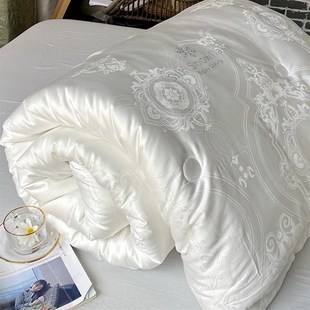 轻奢80支大提花蚕丝雪绒被被芯四季通用双人加厚保暖春秋冬被子
