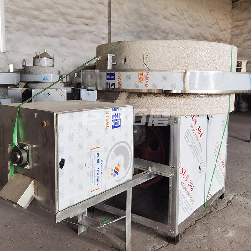 石磨小麦磨面机电动商用麦子荞麦杂粮全自动传统面粉加工磨盘设备