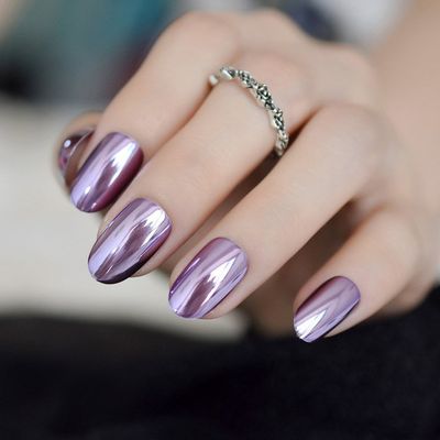 网红Shiny Punk Style Metallic Light Purple False Fake Nails