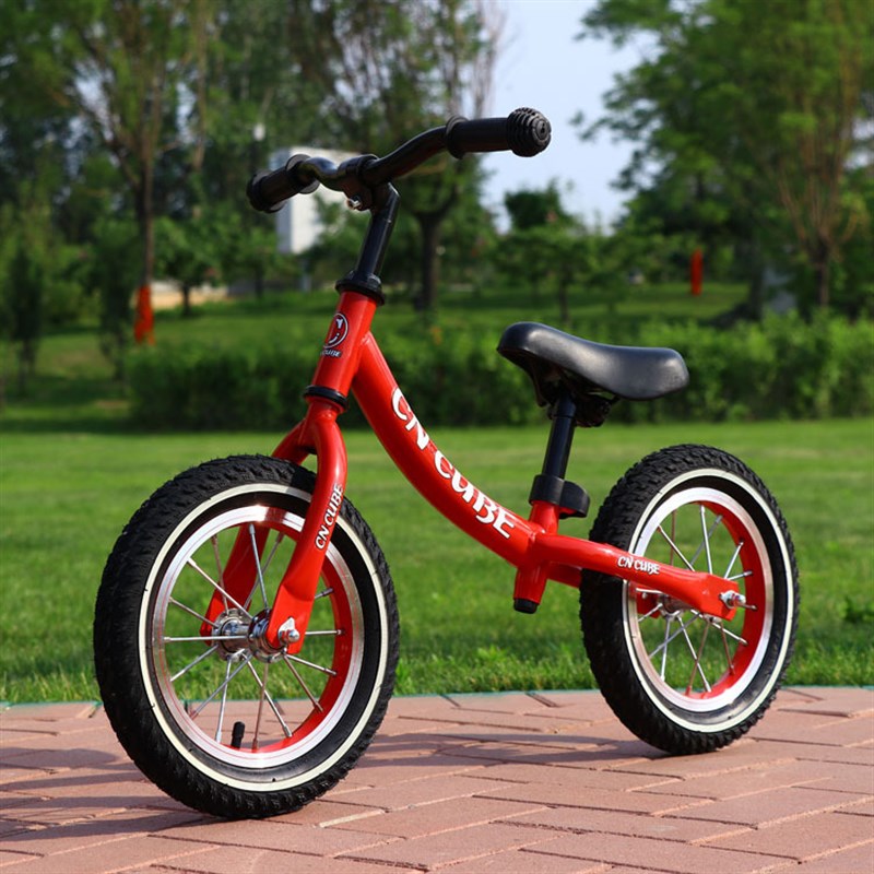 儿童平衡车2到6岁儿童自行车滑步车宝宝小孩玩具溜溜车滑行车