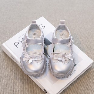 夏季2025新款时尚白色女宝宝鞋子夏天小清新便携式魔术贴可爱凉鞋