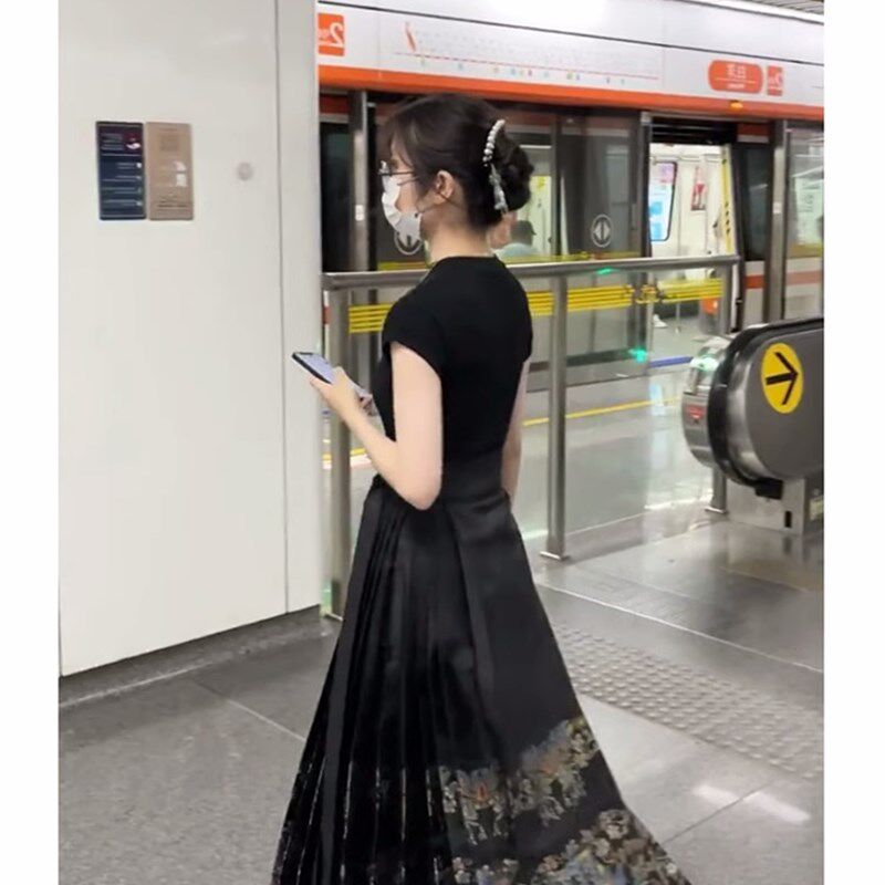 공장 판매 CUIYU 말 G 얼굴 스커트 새로운 중국 스타일 여성 의류 개선 HANFU 여성의 봄 여름 새로운 스타일 허리 슬리밍 중국