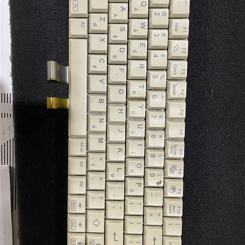 LOGIQ7液晶触摸屏和数字小键盘。N860-7351-T0议价