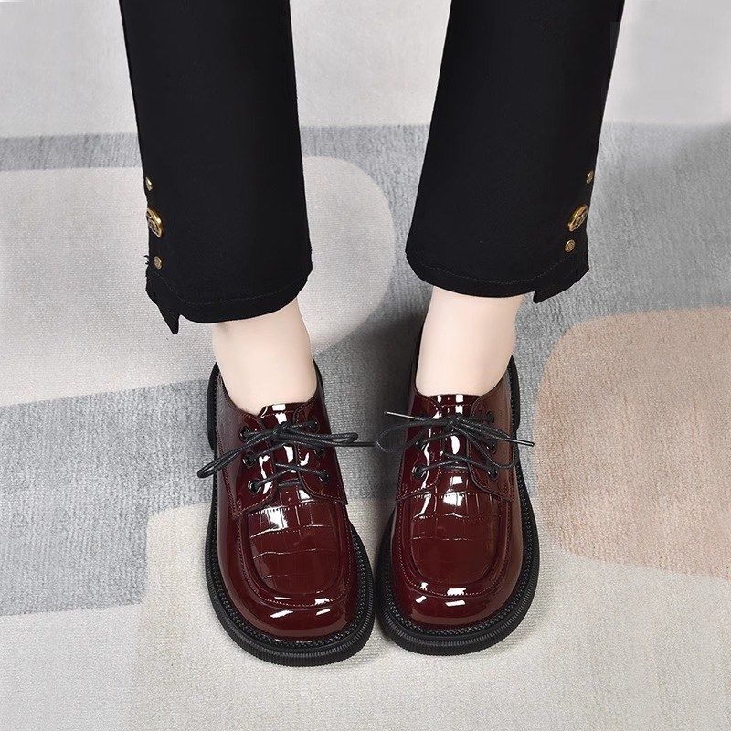 春秋深口单鞋女2024秋冬新款平底英伦风系带软皮鞋漆皮百搭小皮鞋,女鞋,深口单鞋,淘宝优惠券,粉丝福利购,淘宝优惠卷