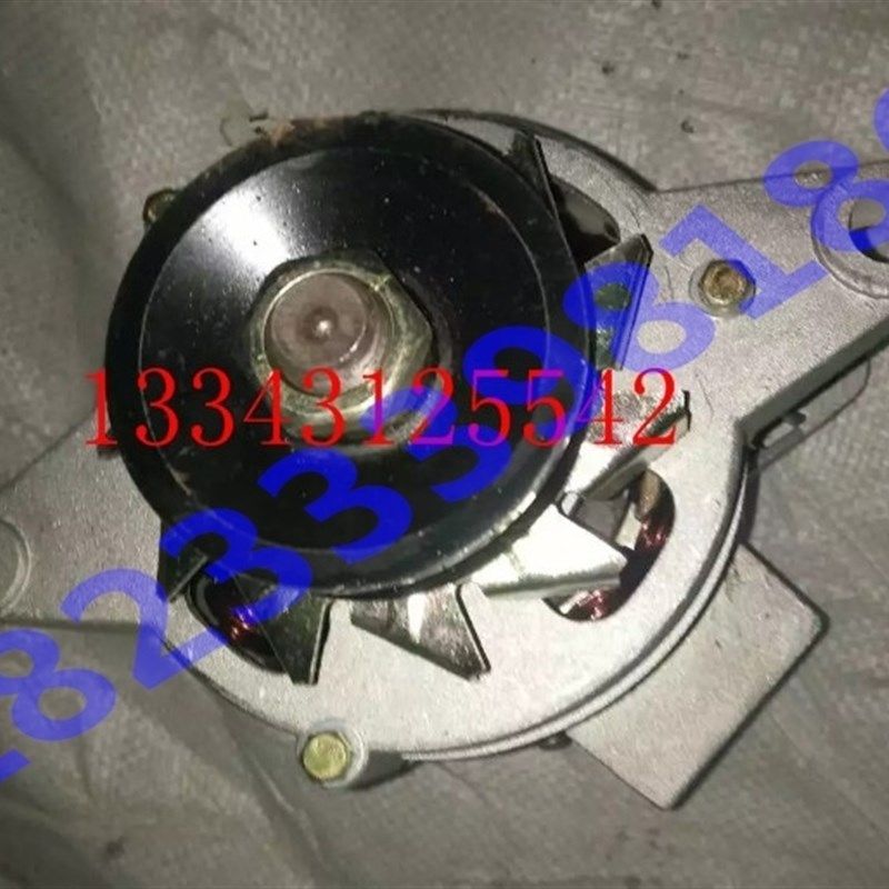 农机配件电启动柴油机配套发电机农用车发电机带调节器12V新