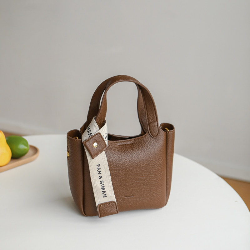 手提包包女2023新款时尚百搭单肩斜挎包菜篮子小众设计高级感女包,箱包皮具/热销女包/男包,水桶包,淘宝优惠券,粉丝福利购,淘宝优惠卷
