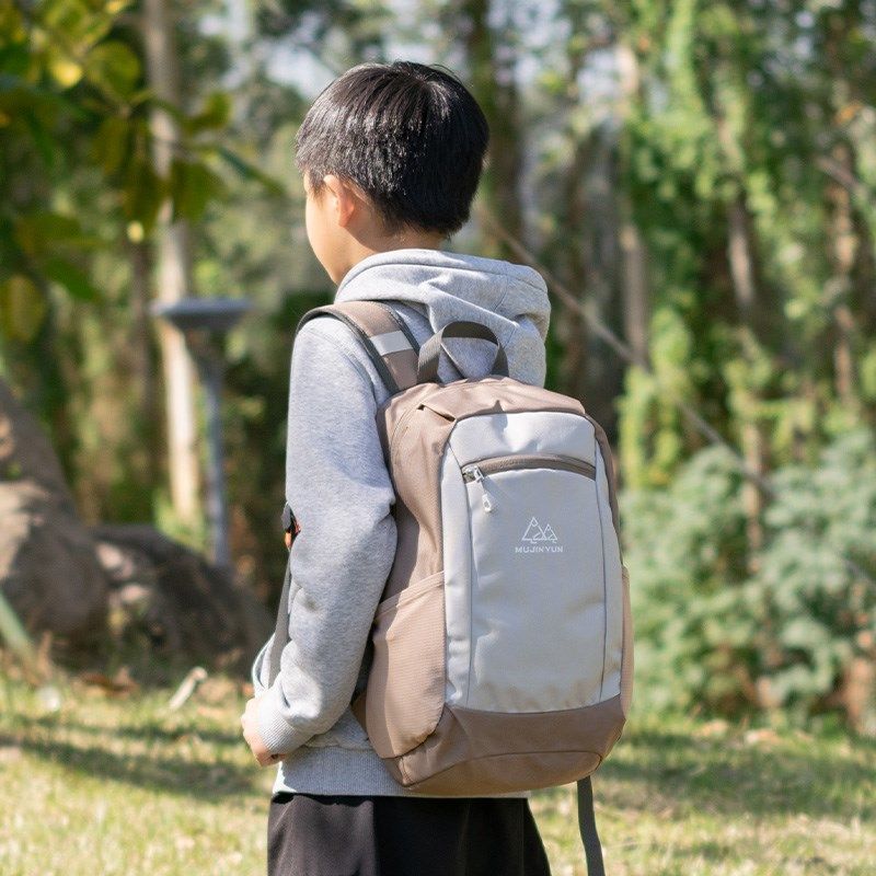 户外儿童春游背包男孩外出旅游轻便补习补课书包小学生双肩包出游