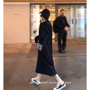 孕妇连衣裙v领长袖2024年新款孕妇H秋装套装时尚款网红春秋款长裙