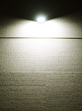 跨境太阳a能灯家用18led户外灯防水人体感应灯壁灯过道农村庭院灯