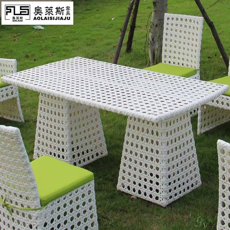 户外藤桌椅阳台休闲藤沙发庭院露台藤编家具酒店餐厅PE藤椅仿藤椅