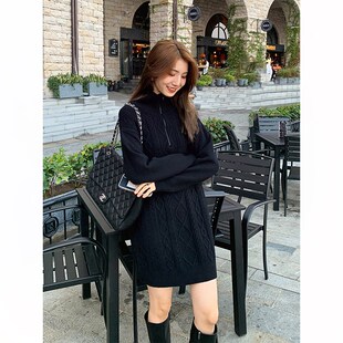 中长款麻花毛衣裙女秋p冬配大衣宽松慵懒风加厚拉链软糯针织连衣