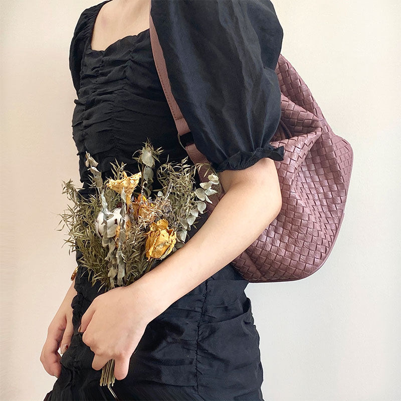 大包豆腐包软皮女包手工编织包枕头包 大容量腋下包单肩斜挎通勤