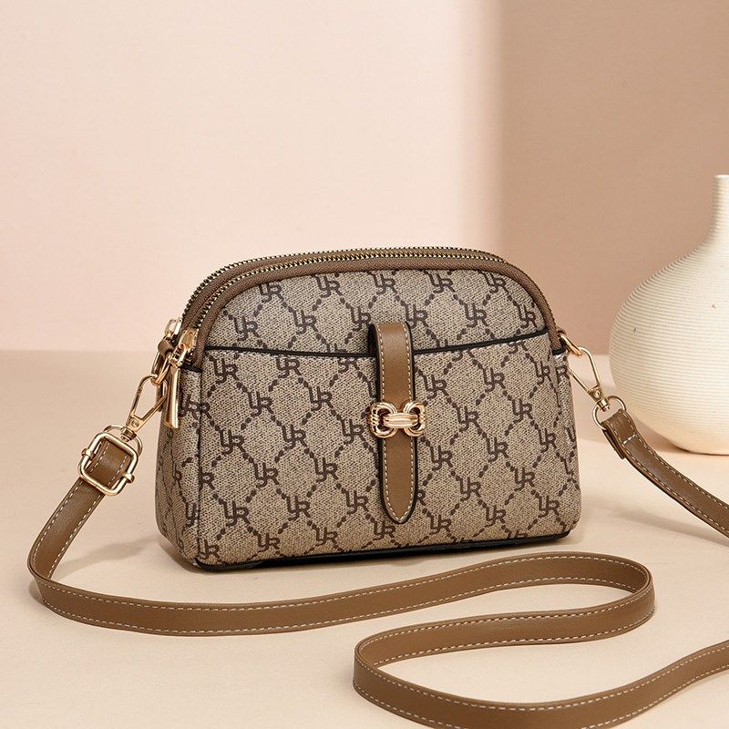 放手机的小包手机包2025新款包包斜挎小包女时尚小挎包百搭送新款,箱包皮具/热销女包/男包,小方包,淘宝优惠券,粉丝福利购,淘宝优惠卷