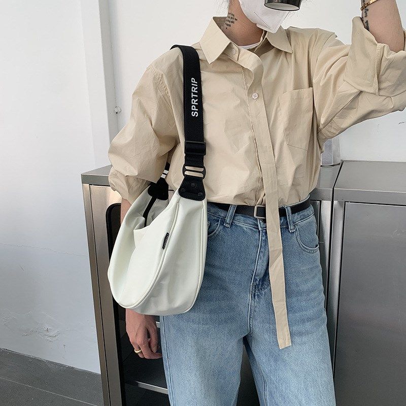 春季新品单肩包休闲牛津布大容量宽肩带斜挎包马鞍包女士包袋,箱包皮具/热销女包/男包,通用款女包,淘宝优惠券,粉丝福利购,淘宝优惠卷