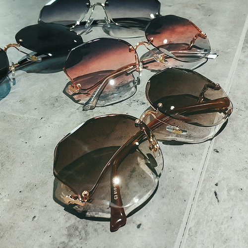 无框切边级感荷叶边花瓣状太阳眼镜网红墨镜女大框显瘦潮2021年