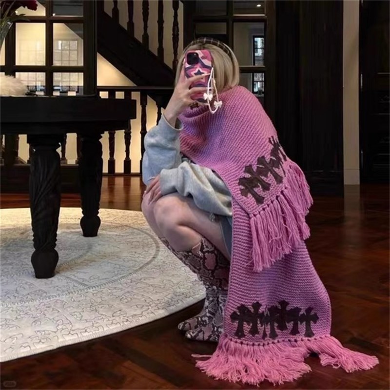 十字架拼皮超飒款长款情侣围巾女秋冬新款高级感流苏经典披肩围脖