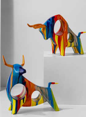 创意淋色牛摆件简约现代客厅电视柜酒柜办公室桌面装饰品牛年礼物