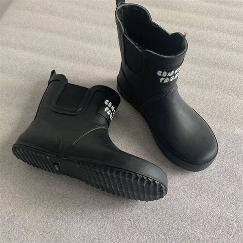 新款儿童亲子雨鞋雪地玩雪靴子防滑防水时尚户外中筒鞋