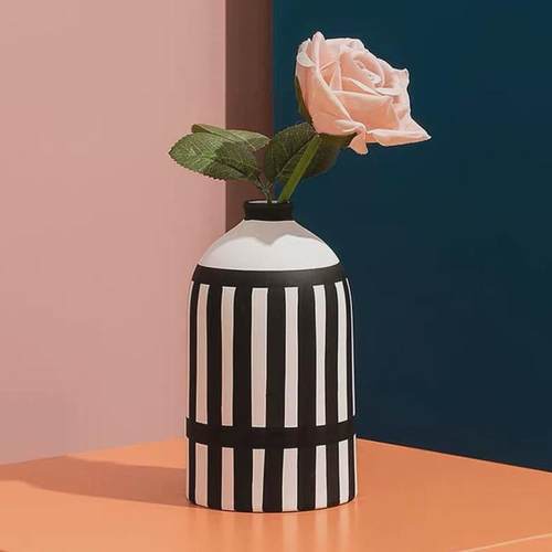 北欧风手绘花瓶摆件客厅插花干花陶瓷花瓶摆件创意家居玄关装饰品