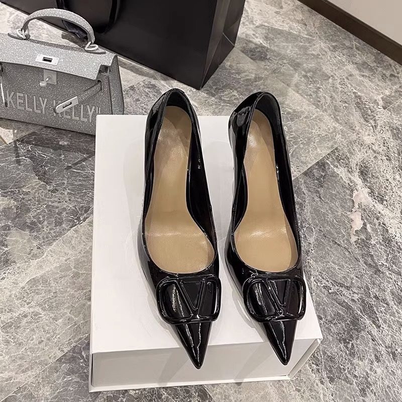 V扣裸色气质高跟鞋2023新款法式细跟斩男单鞋尖头设计感小众女鞋,女鞋,浅口单鞋,淘宝优惠券,粉丝福利购,淘宝优惠卷