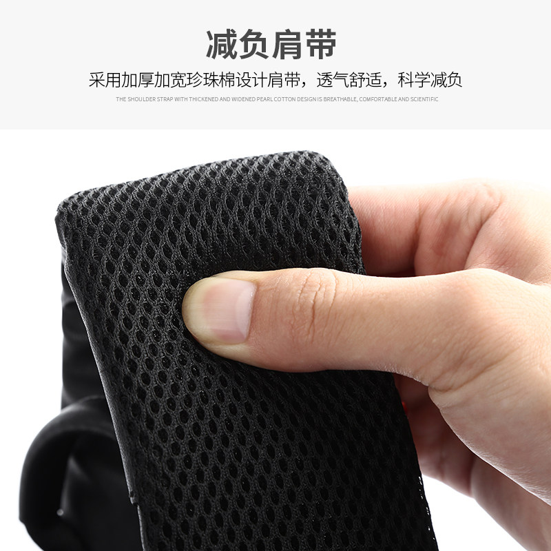 潮流皮质防水斜挎包男士背包简约胸包通勤单肩包轻便大容量邮差包