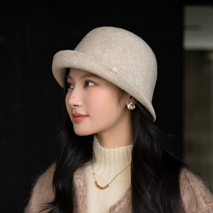 瘋帽子 2024 百搭羊毛漁夫帽翹邊文藝盆帽女秋冬保暖帽子新款 時(shí)尚