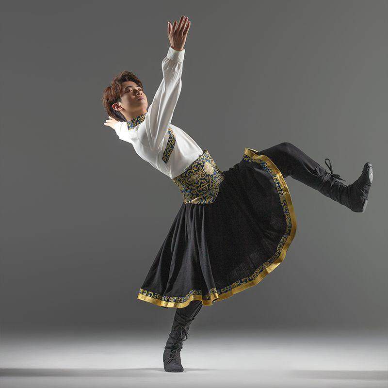 藏族新族演出服装舞款男士u套装民蹈成人艺考练习藏装蒙族蒙古舞