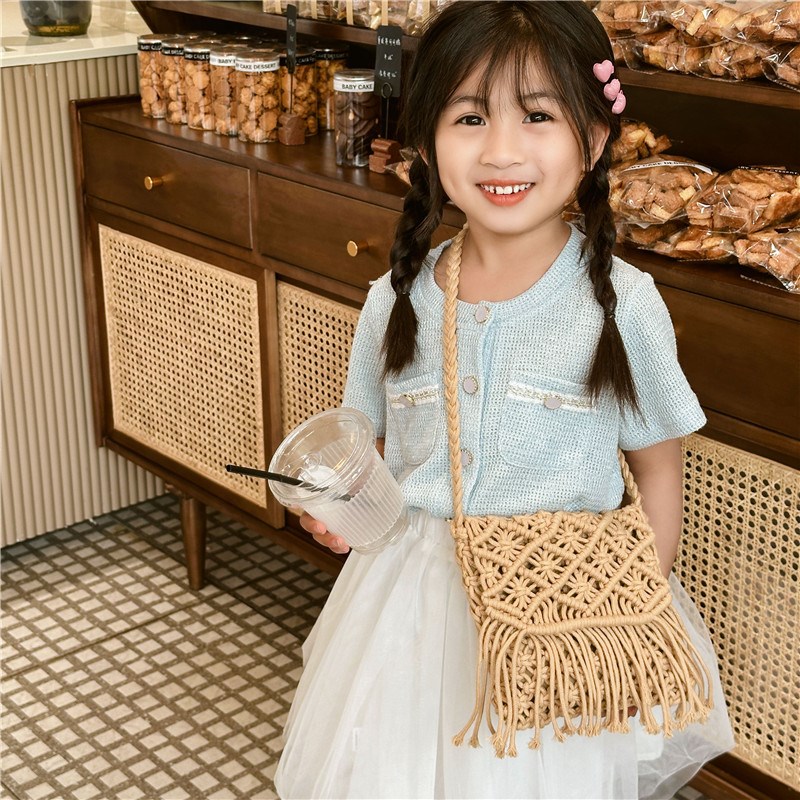 儿童包包夏季时尚洋气女童宝宝斜挎包网红小女孩外出配饰草编包