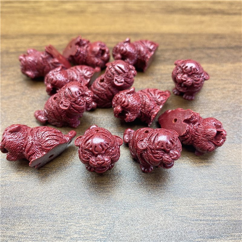 新品原矿朱砂紫金砂小老虎吊坠 虎年本命年情侣款吊坠DIY散珠隔珠