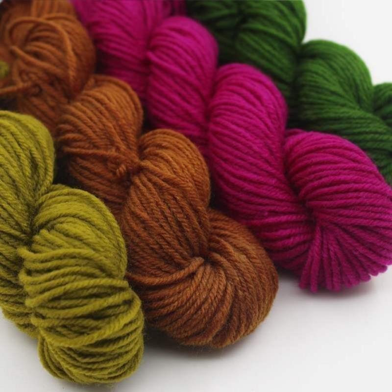 推荐acrylic knitting yarn crochet yarn for knitting high ten