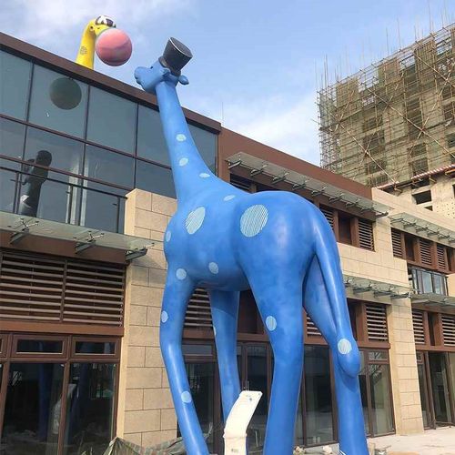 玻璃钢雕塑商场卡通IP公仔摆件大型小区园林景观人物校园广场