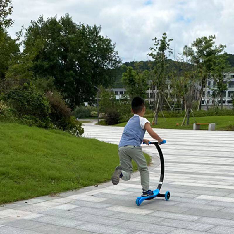 速发c型防撞弧形滑板车儿童初学者安全溜溜车扭p扭车滑滑车平衡车