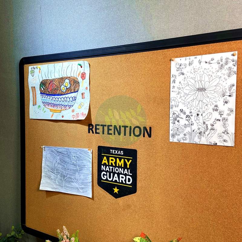 厂促订制尺寸黑色铝框软木留言板照片相片墙展示扎钉120200cm品