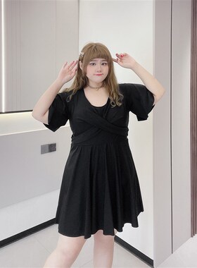 280斤大码泳衣肉嘟嘟的胖莹莹黑色弹力保守海边度假温泉连体泳装