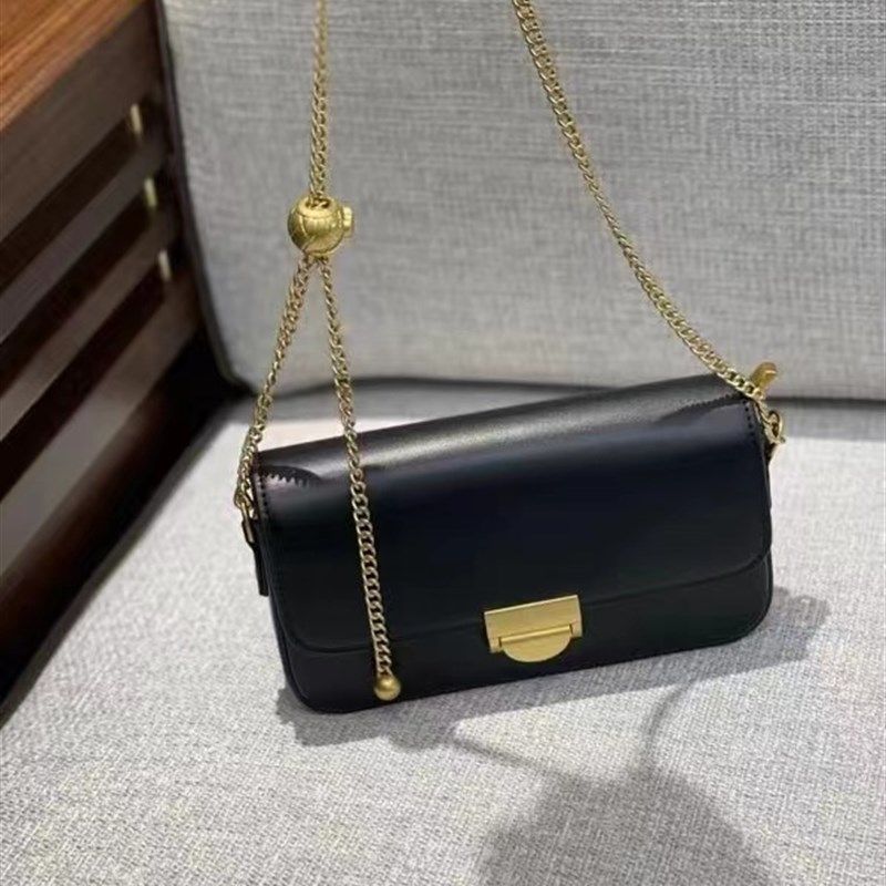 2024早秋新款质感百搭法式锁扣迷你链条小包腋下包单肩斜挎包女包,箱包皮具/热销女包/男包,小方包,淘宝优惠券,粉丝福利购,淘宝优惠卷