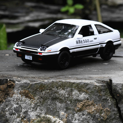 速发New INITIAL D Toyota AE86 Alloy metal Toy Car Model Diec