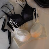 纯欲内衣女大胸显小薄款 美背缎面收副乳聚拢文胸套装