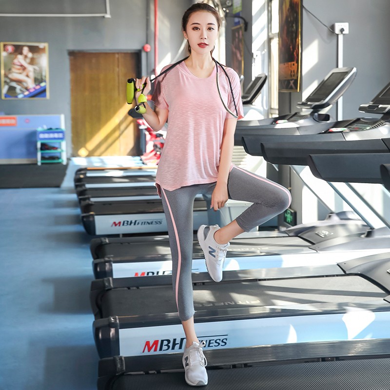 健身房运动套装h女大码瑜伽服三件套宽松200斤跑步胖mm夏季速干衣