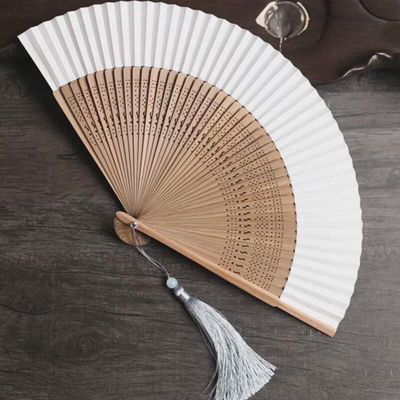 精品收藏 日式6.8寸折扇扇柄扇双面纸扇男扇女竹空白纸扇可新款