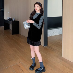孕妇秋装裙子2024新款秋冬款连衣裙法式时尚洋气背心裙大码两件套