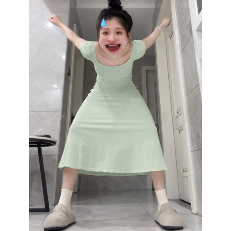 热销绿色法式连衣裙女御姐风情万种长裙子显瘦收腰a字修身微胖包
