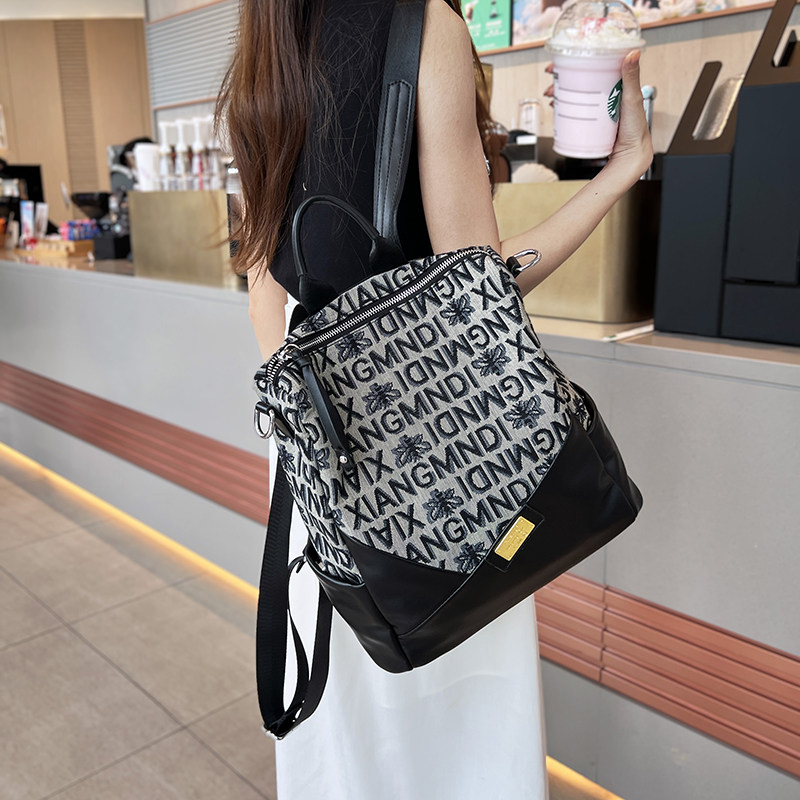 高级感小众双肩包女2023新款帆布印花背包时尚百搭大容量单肩包潮