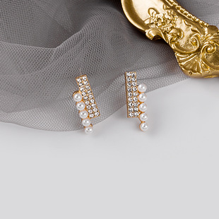 Girls Stud Diamond Pearl Elegant Earrings时尚 推荐 耳环耳 Date